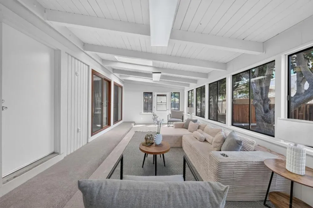 402 Sylvan Avenue Mountain View, CA 94041