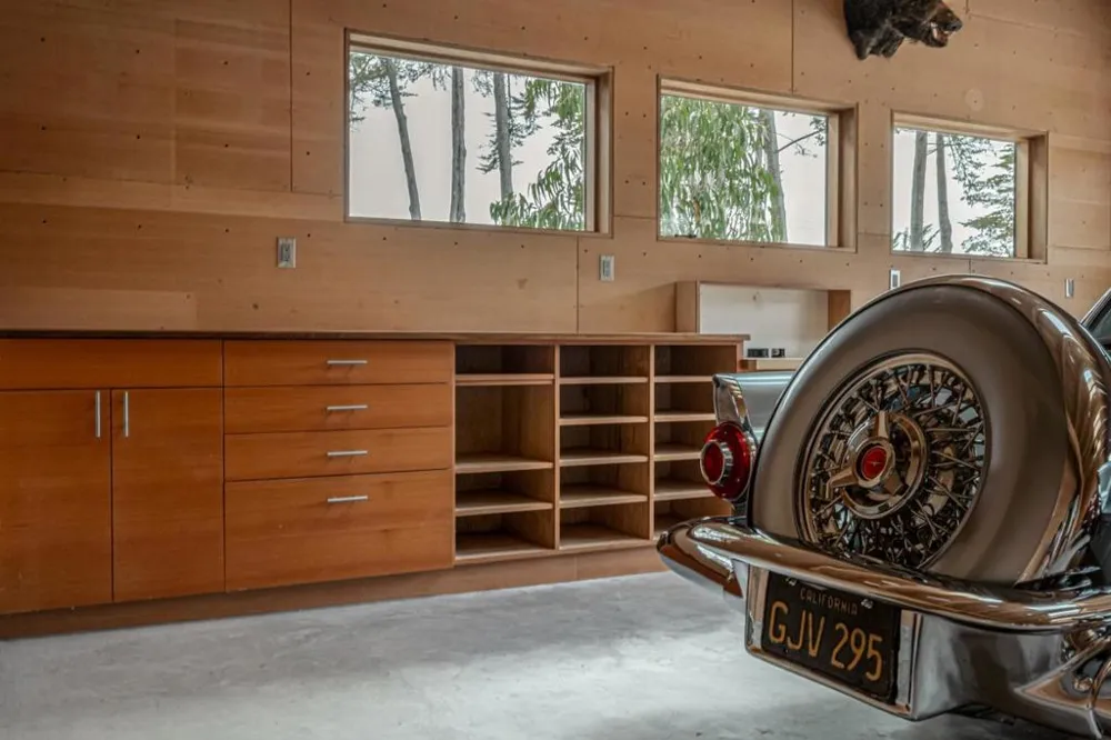227 Lower Walden Road Carmel, CA 93923