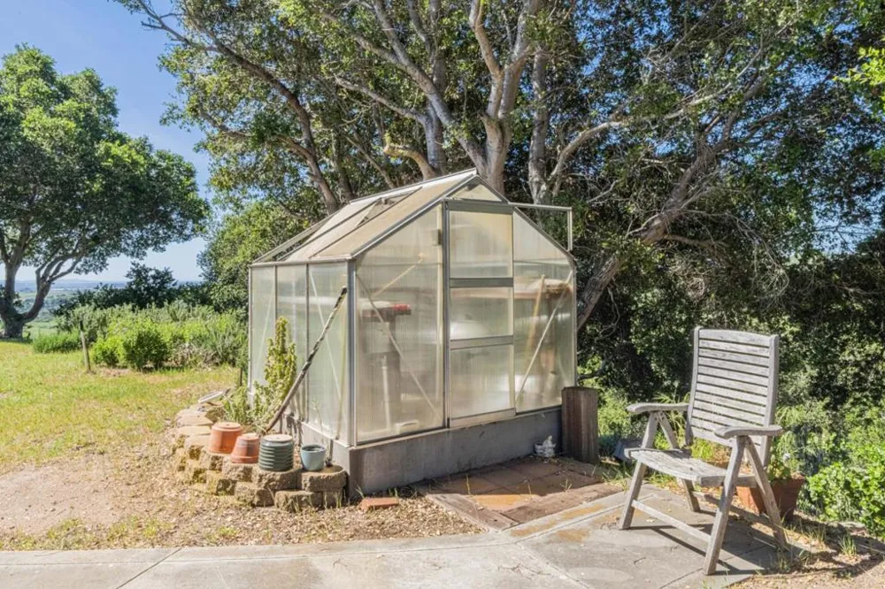 169 Old Stage Road Salinas, CA 93908