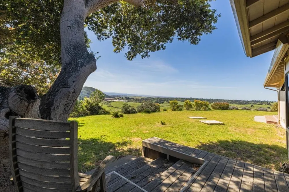 169 Old Stage Road Salinas, CA 93908