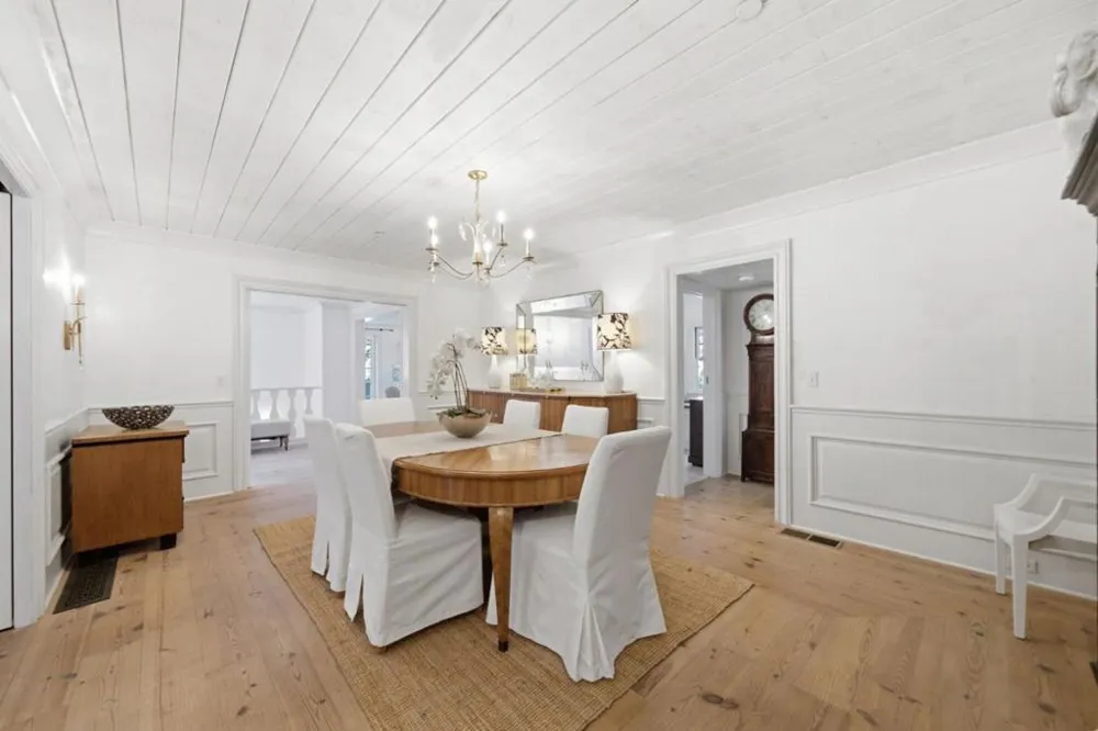 133 Russell Avenue Portola Valley, CA 94028