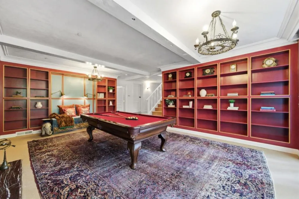 133 Russell Avenue Portola Valley, CA 94028