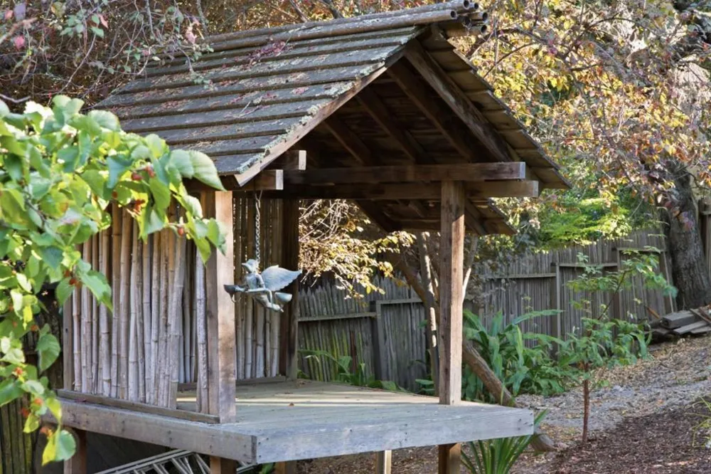133 Russell Avenue Portola Valley, CA 94028