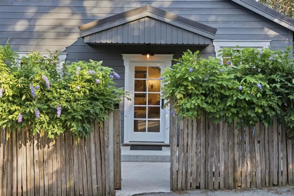 133 Russell Avenue Portola Valley, CA 94028