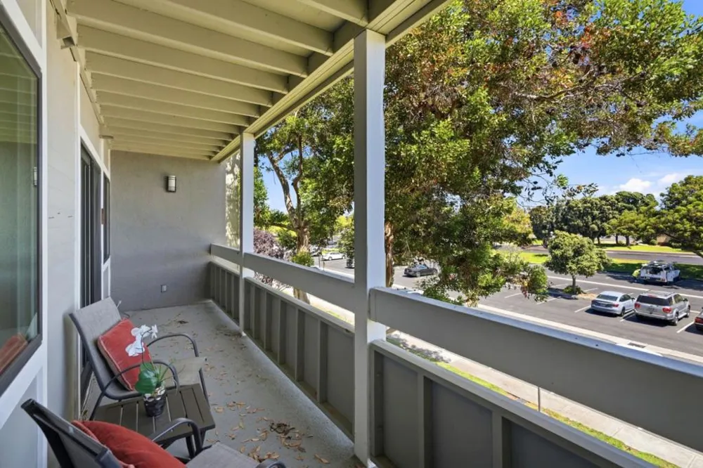 1081 Beach Park Boulevard #213 Foster City, CA 94404