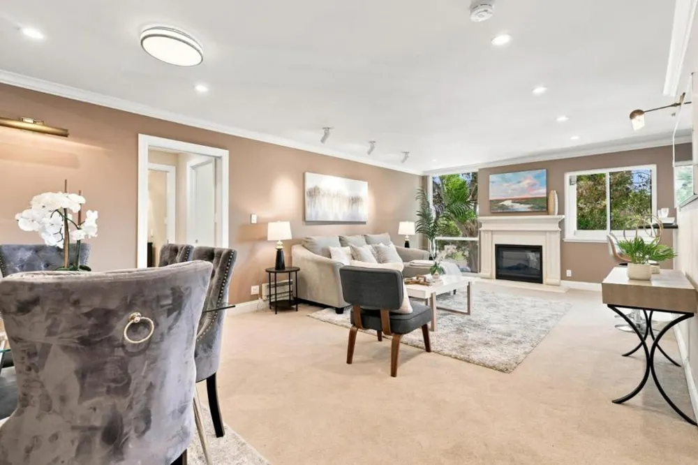 1081 Beach Park Boulevard #213 Foster City, CA 94404