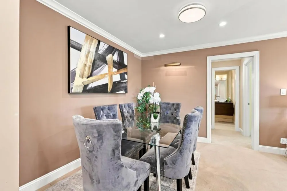 1081 Beach Park Boulevard #213 Foster City, CA 94404