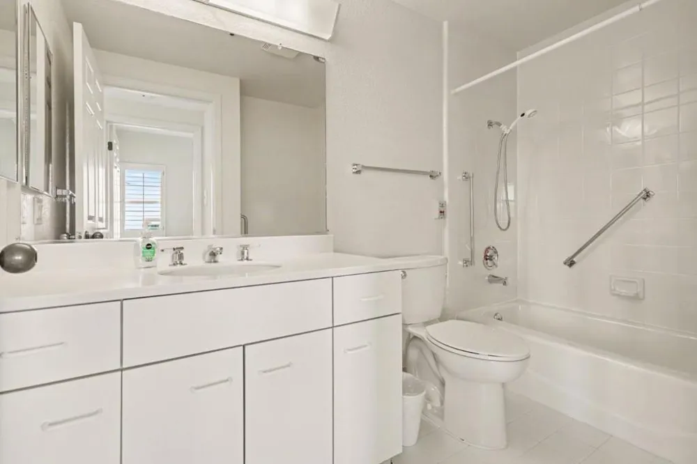 1 Baldwin Avenue #816 San Mateo, CA 94401