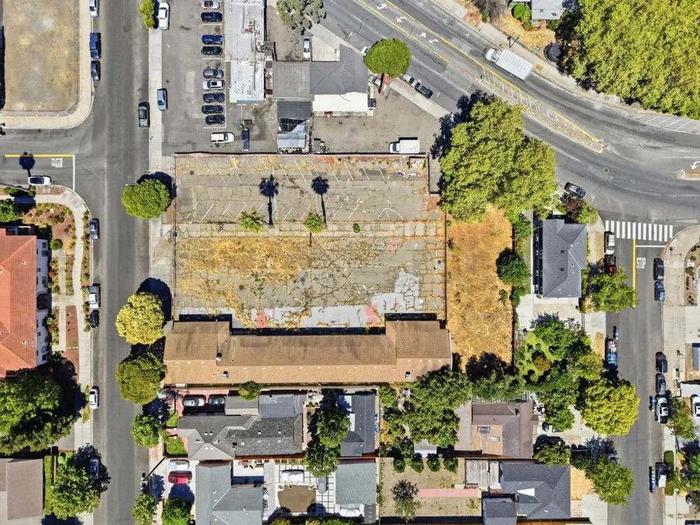 6940 Rich Avenue Newark, CA 94560