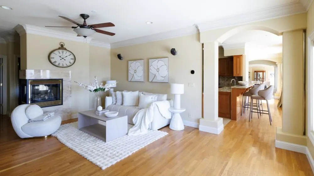 11837 Upland Way Cupertino, CA 95014