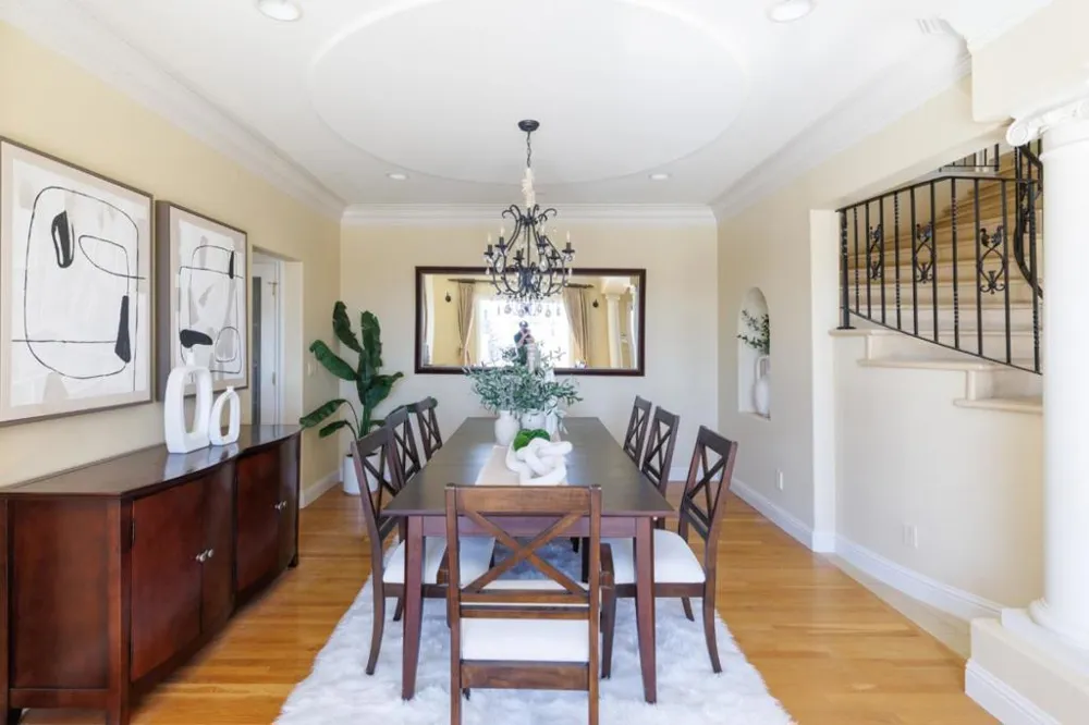 11837 Upland Way Cupertino, CA 95014