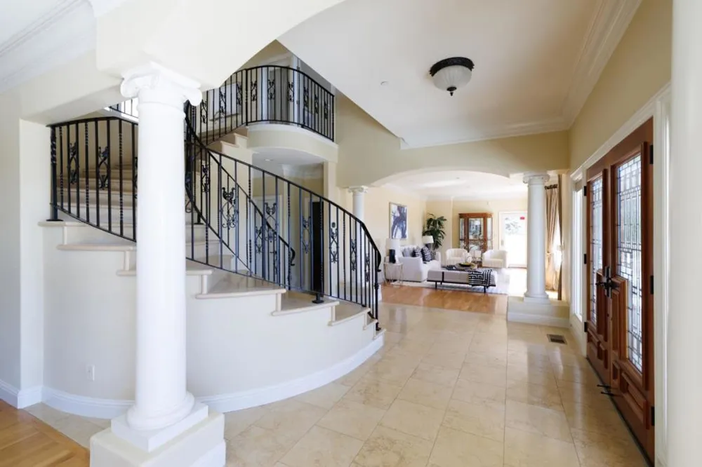 11837 Upland Way Cupertino, CA 95014