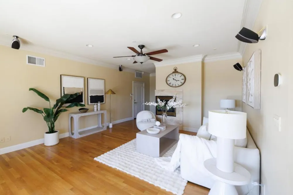 11837 Upland Way Cupertino, CA 95014