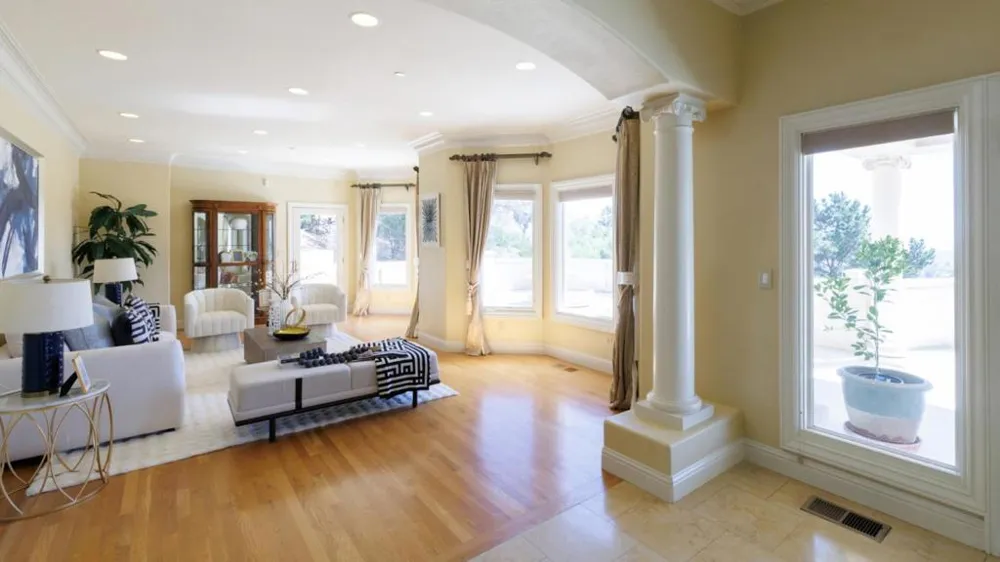 11837 Upland Way Cupertino, CA 95014