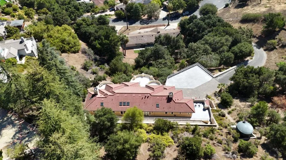 11837 Upland Way Cupertino, CA 95014