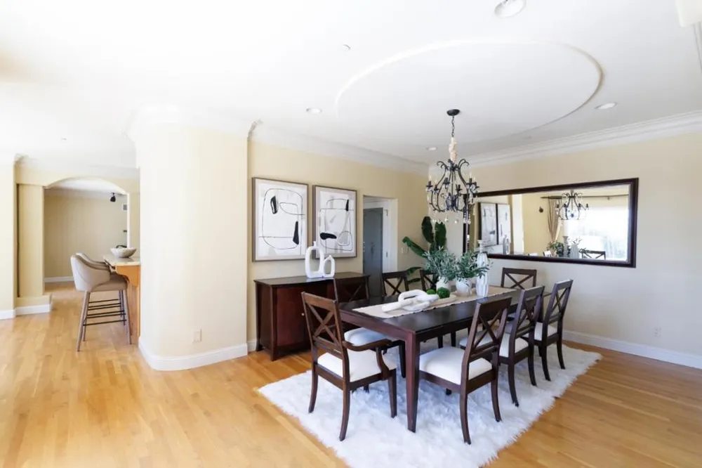 11837 Upland Way Cupertino, CA 95014
