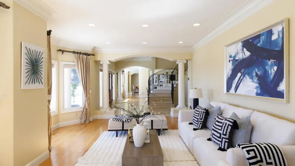 11837 Upland Way Cupertino, CA 95014