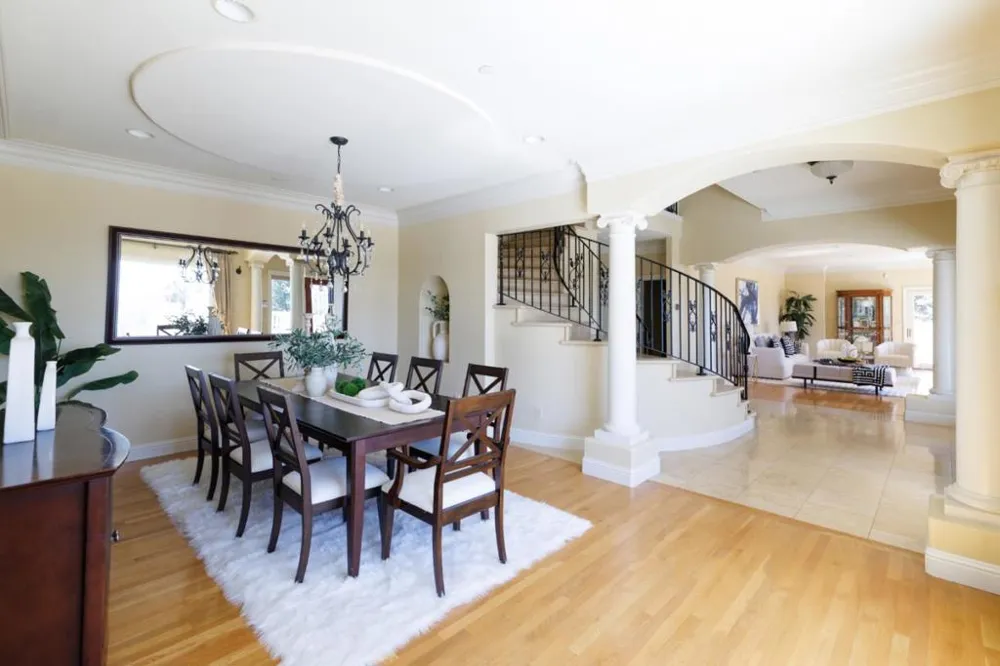 11837 Upland Way Cupertino, CA 95014