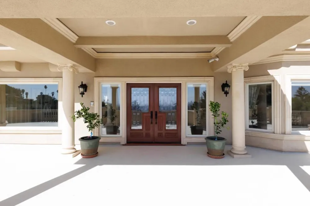 11837 Upland Way Cupertino, CA 95014