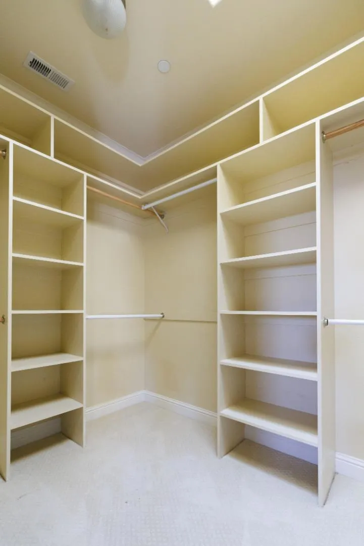 11837 Upland Way Cupertino, CA 95014
