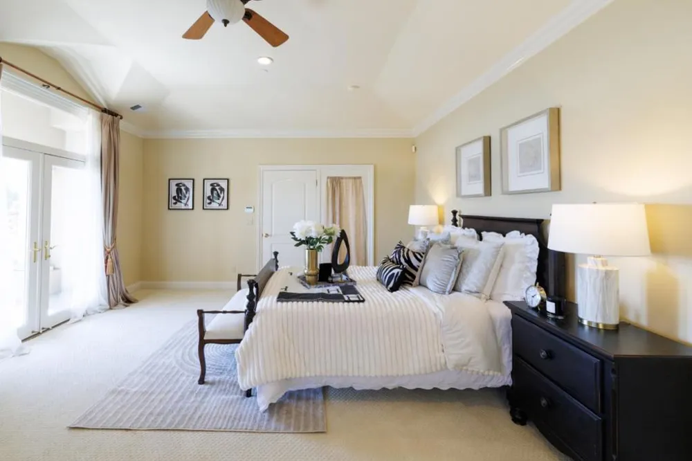 11837 Upland Way Cupertino, CA 95014