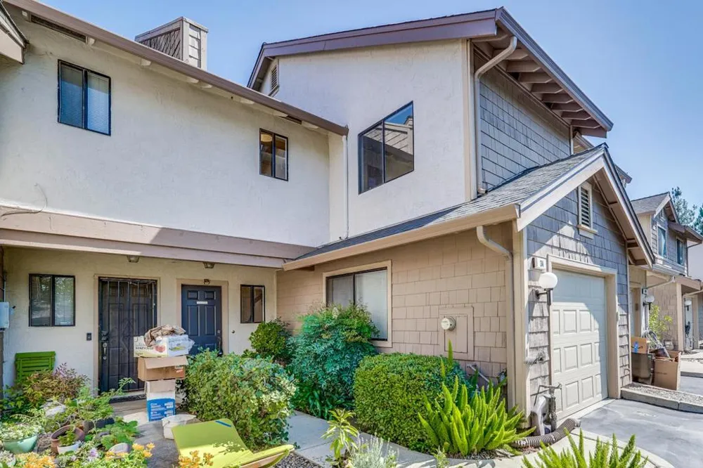 8550 Wren Avenue #3A Gilroy, CA 95020