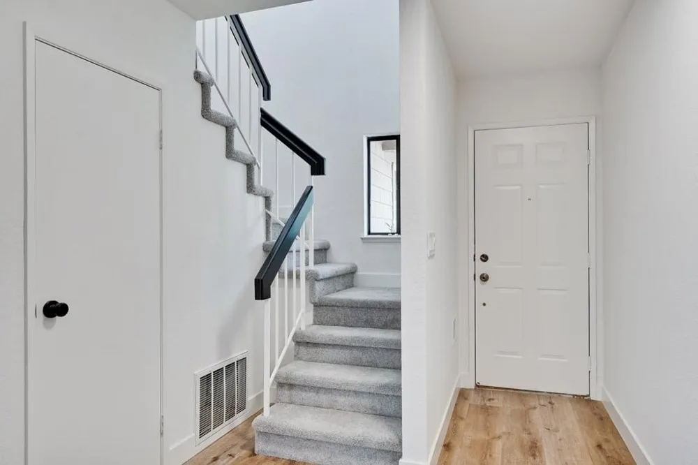 8550 Wren Avenue #3A Gilroy, CA 95020