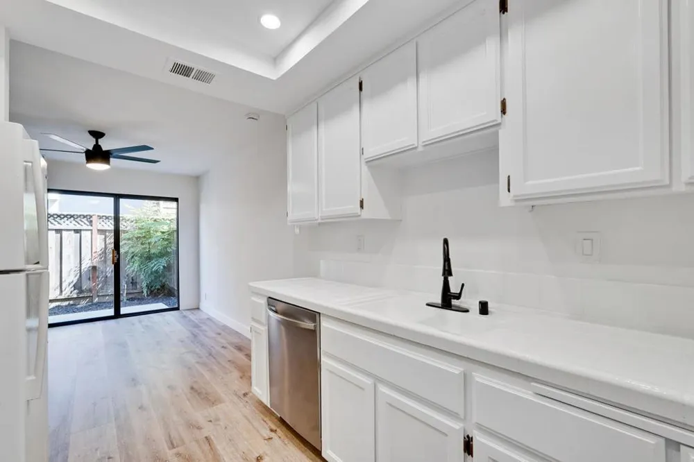 8550 Wren Avenue #3A Gilroy, CA 95020