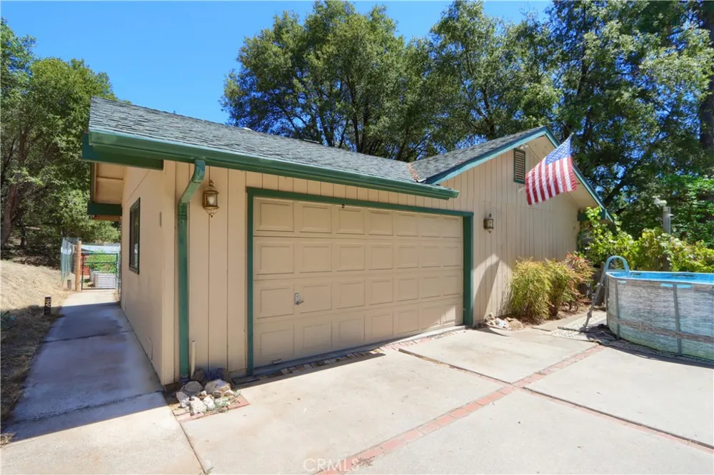 4965 Moss Creek Lane Mariposa, CA 95338