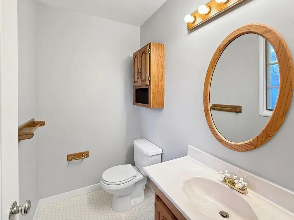 527 Hilbar Lane Palo Alto, CA 94303