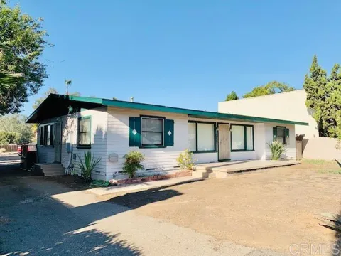 1045 Escondido Boulevard