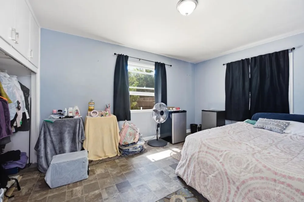 1045 Escondido Boulevard Escondido, CA 92026