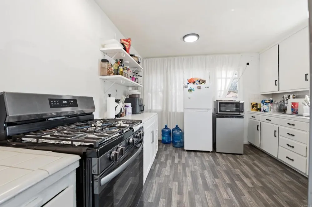 1045 Escondido Boulevard Escondido, CA 92026