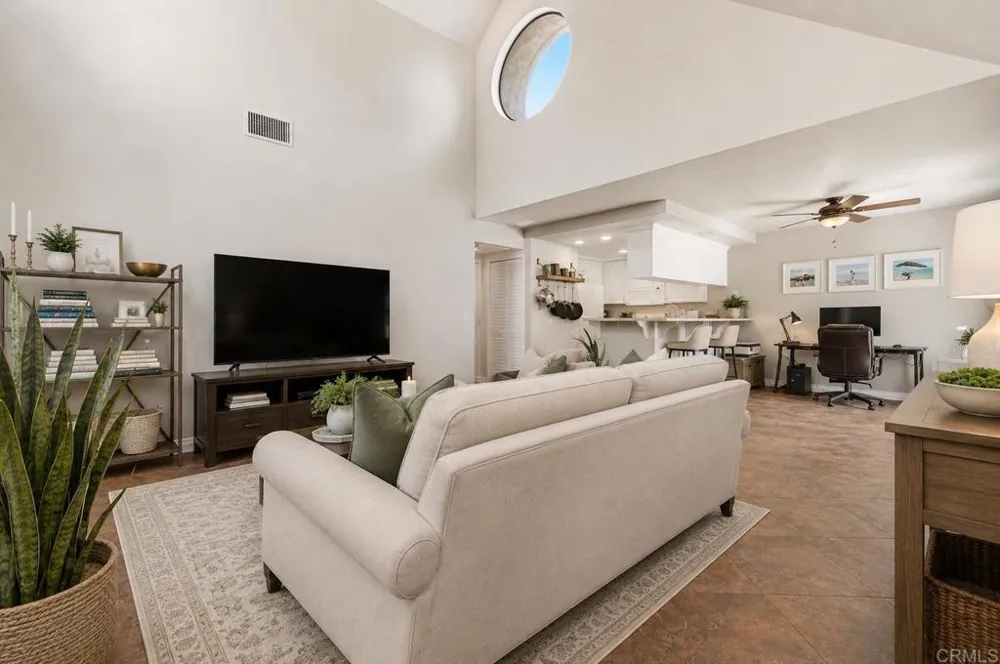 17905 Caminito Pinero #263 San Diego, CA 92128