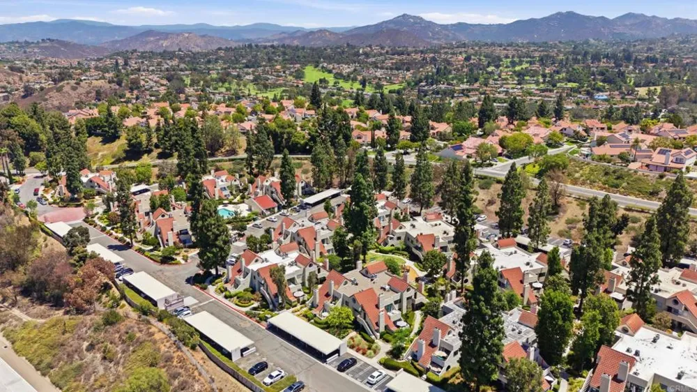 17905 Caminito Pinero #263 San Diego, CA 92128