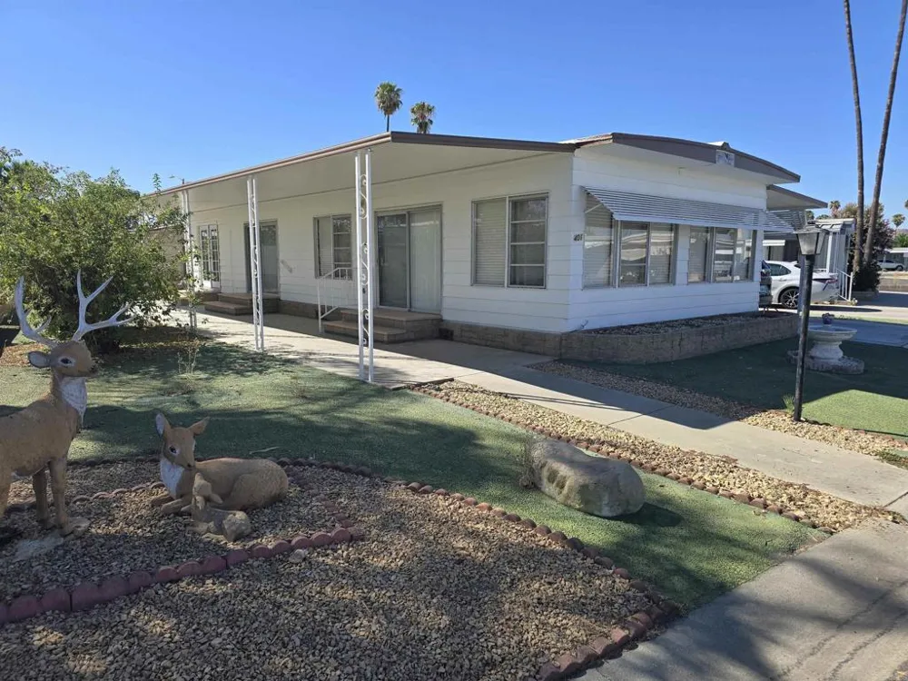 401 San Mateo Circle Hemet, CA 92543