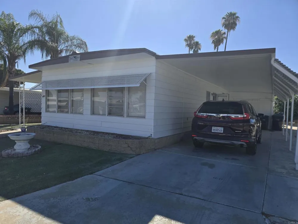 401 San Mateo Circle Hemet, CA 92543