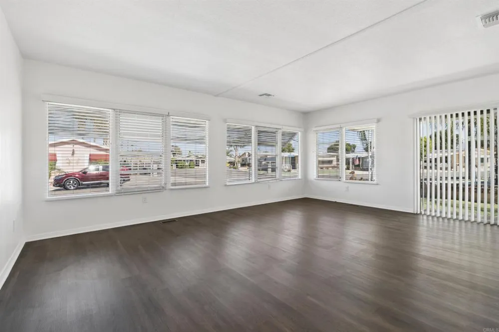 401 San Mateo Circle Hemet, CA 92543