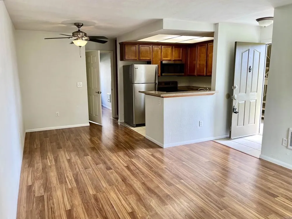 432 Edgehill Lane #41 Oceanside, CA 92054