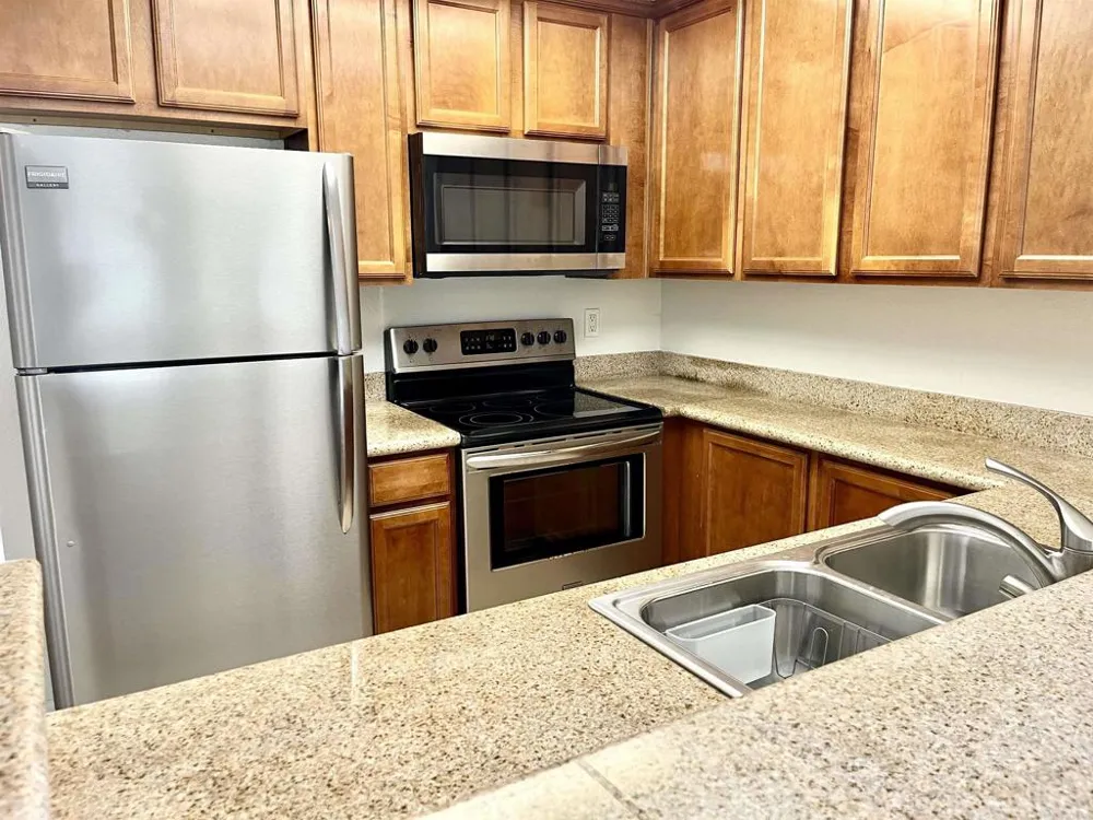 432 Edgehill Lane #41 Oceanside, CA 92054