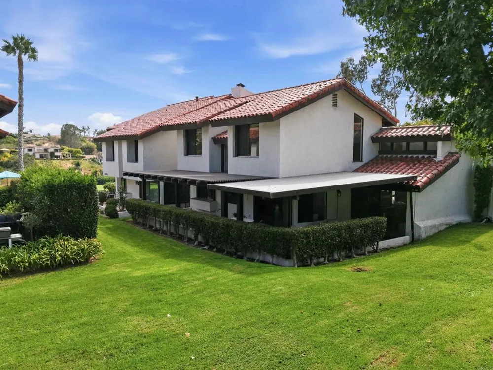 624 Camino Catalina Solana Beach, CA 92075