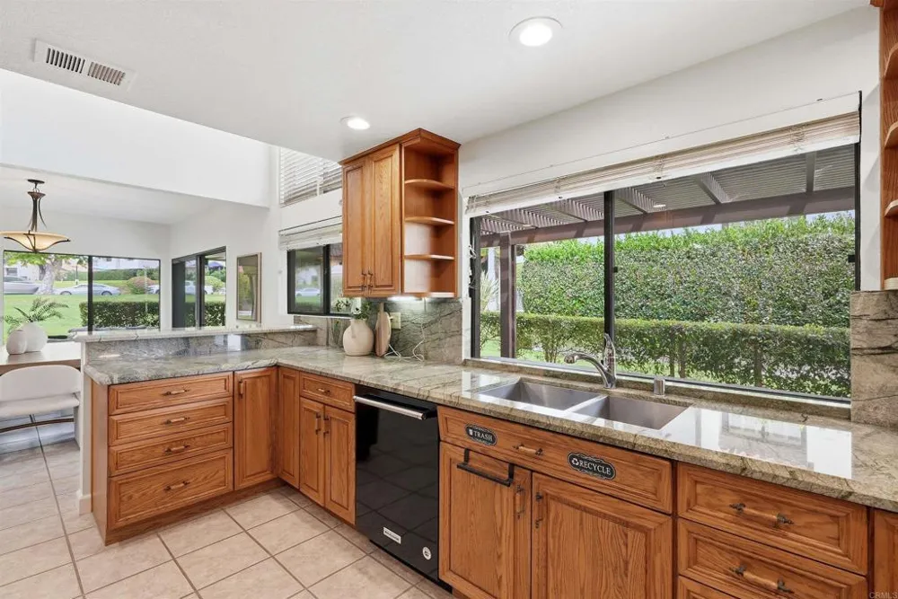 624 Camino Catalina Solana Beach, CA 92075