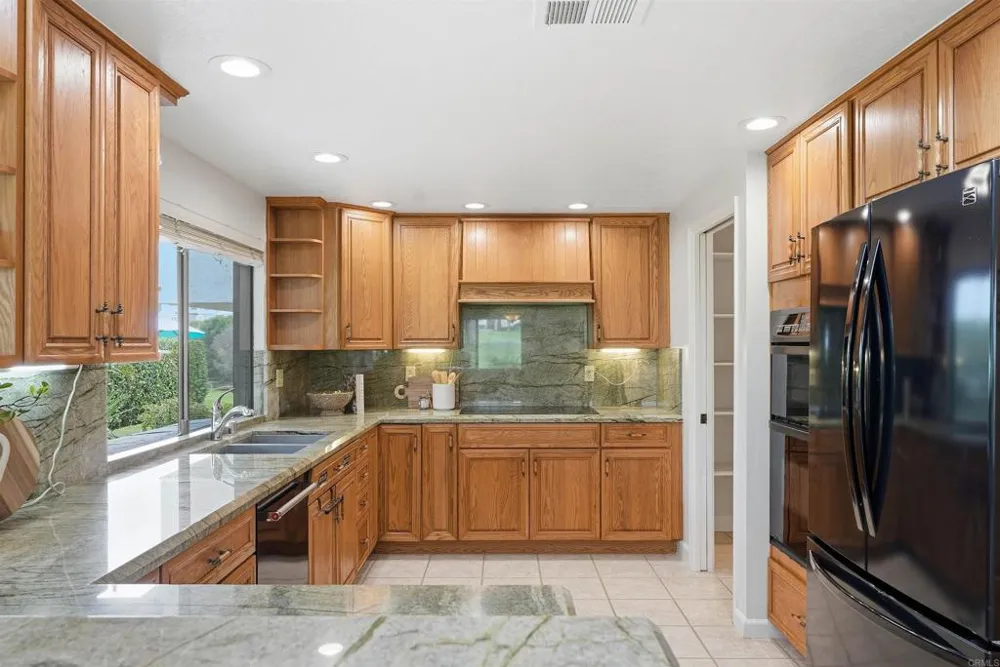 624 Camino Catalina Solana Beach, CA 92075
