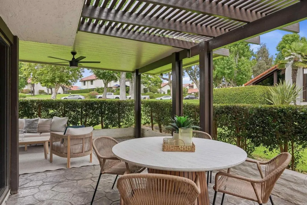 624 Camino Catalina Solana Beach, CA 92075