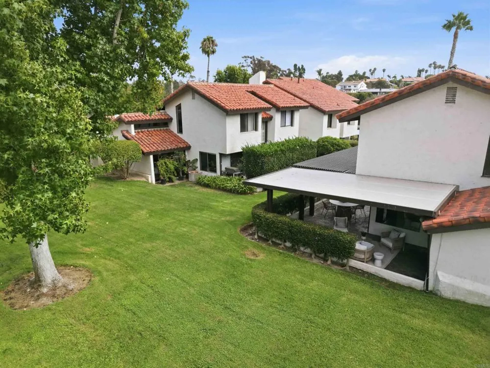 624 Camino Catalina Solana Beach, CA 92075