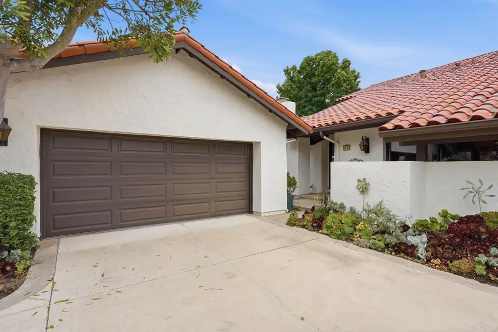 624 Camino Catalina Solana Beach, CA 92075