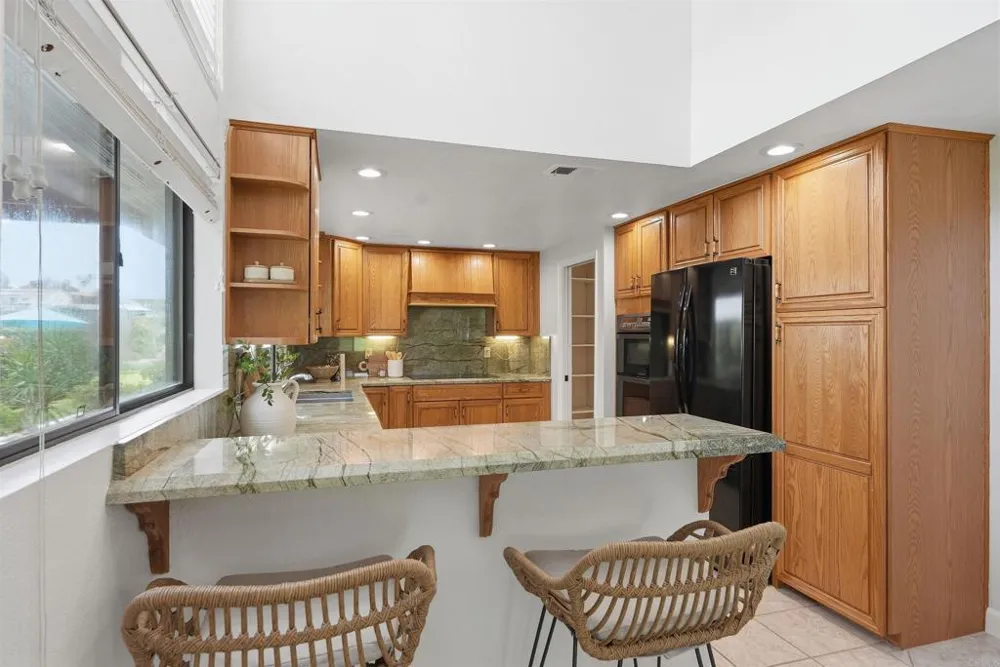 624 Camino Catalina Solana Beach, CA 92075