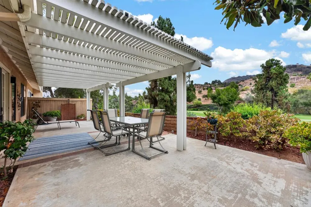 4233 Los Padres Drive Fallbrook, CA 92028