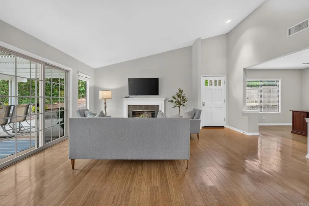 4233 Los Padres Drive Fallbrook, CA 92028