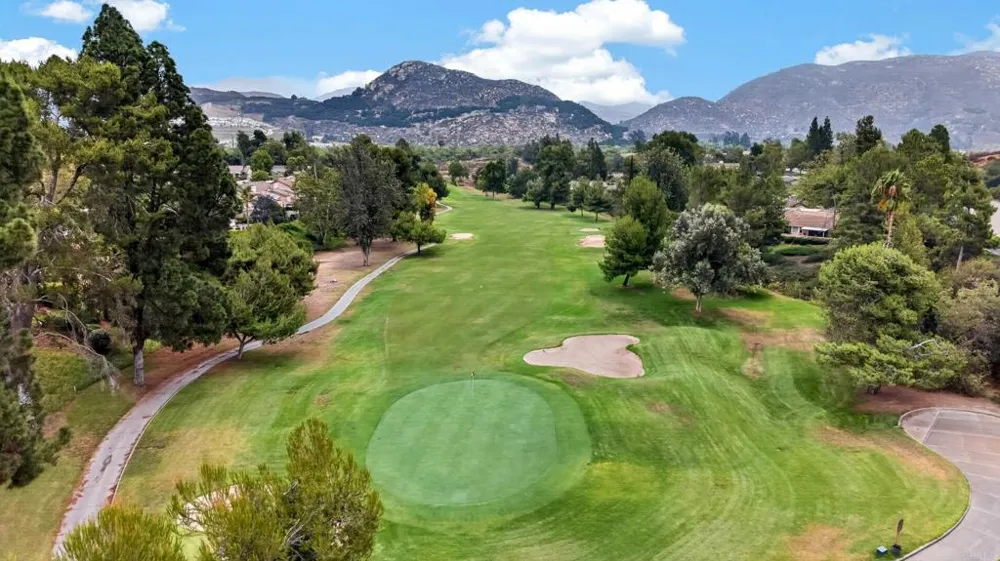 4233 Los Padres Drive Fallbrook, CA 92028